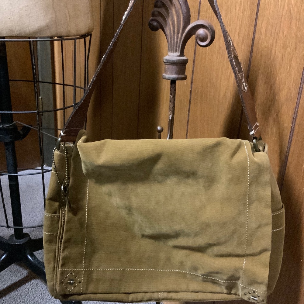 Fossil bag